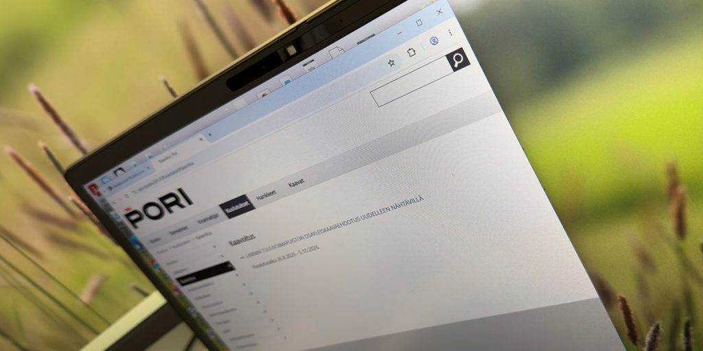 Kuva tietokoneen näytöstä, jossa kaupungin kuulutukset-sivu näkyy.